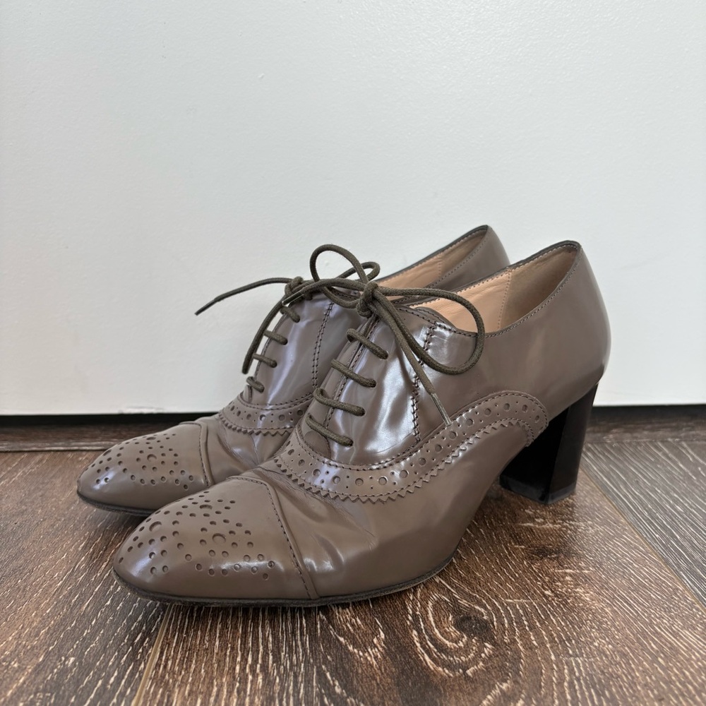 Tod's Oxford Patent Leather Heels Womens Size 5 (35.5)
